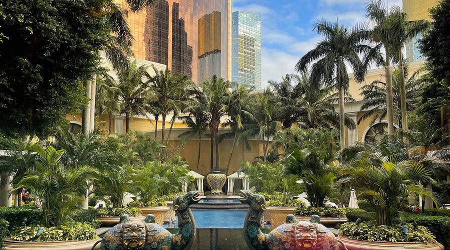Wynn Palace Macau gardens